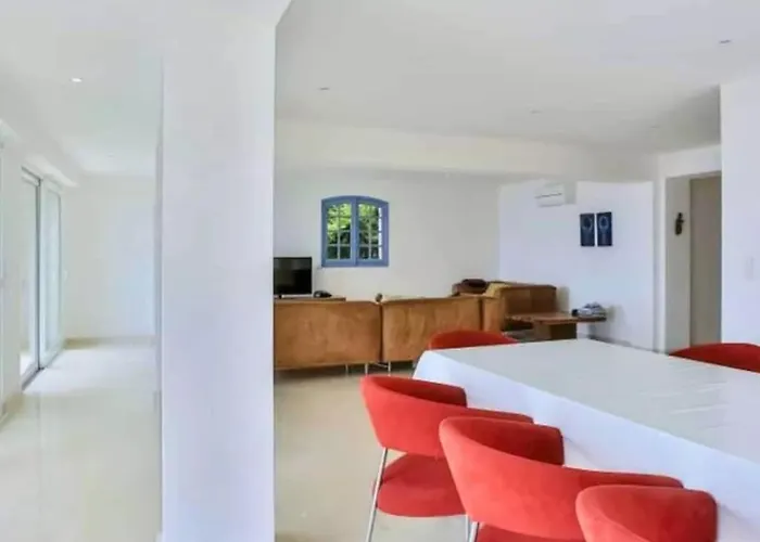 La Sourdine * 罗克布伦河畔阿尔让