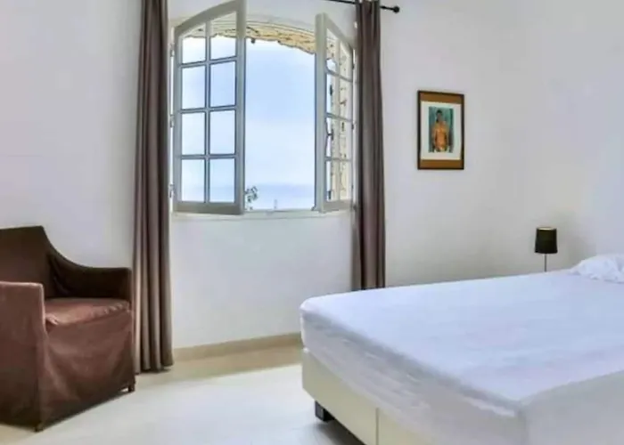 度假居 La Sourdine *